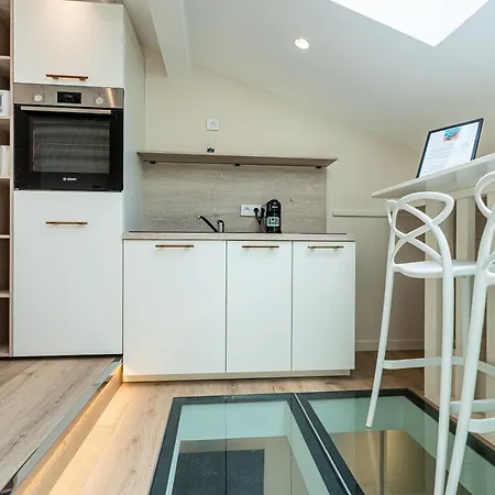 La Vila-vielha Apartmán Nice